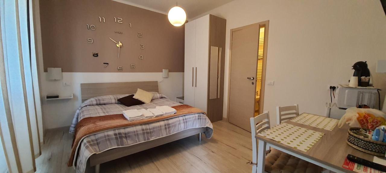 Le Camere Di Sabrina Con Bagno In Camera Sarzana Dış mekan fotoğraf