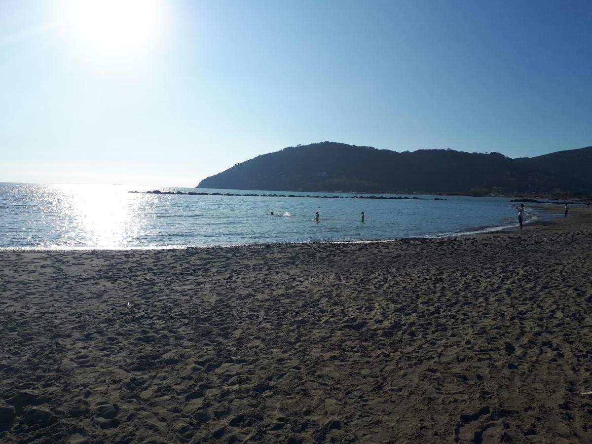 Le Camere Di Sabrina Con Bagno In Camera Sarzana Dış mekan fotoğraf